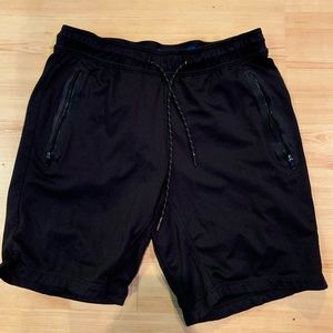 mens medium american eagle hangout shorts